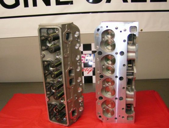 image of Chevy Vortec Aluminum 350 Cylinder Heads